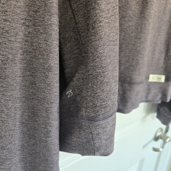 NWT Peloton Women's Dreamblend Crewneck Pullover, Size Medium, Purple - Picture 8 of 9